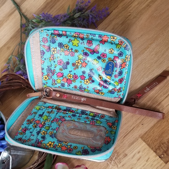 Sakroots floral lined clutch - Picture 5 of 8